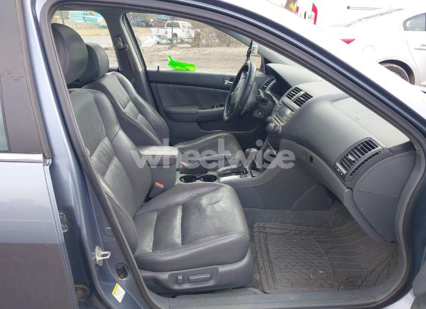 Photo 5 of 2007 Honda Accord 3.0 EX (VIN 1HGCM66567A026843)