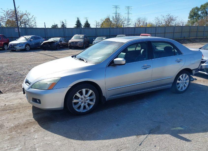Photo 2 of 2007 Honda Accord 3.0 EX (VIN 1HGCM66567A040712)