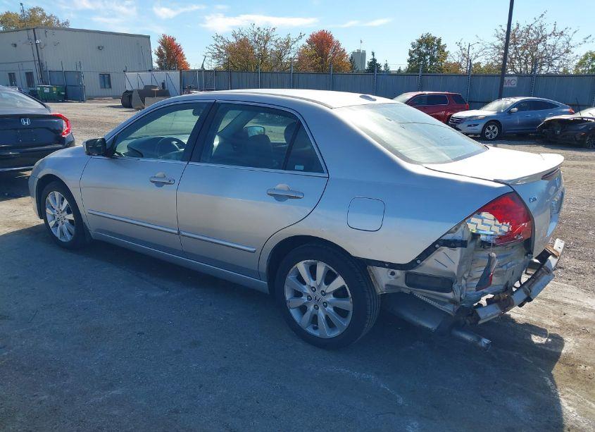 Photo 3 of 2007 Honda Accord 3.0 EX (VIN 1HGCM66567A040712)