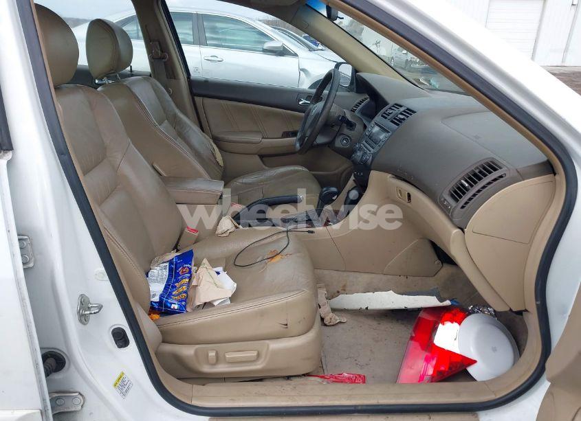 Photo 5 of 2007 Honda Accord 3.0 EX (VIN 1HGCM66567A052830)