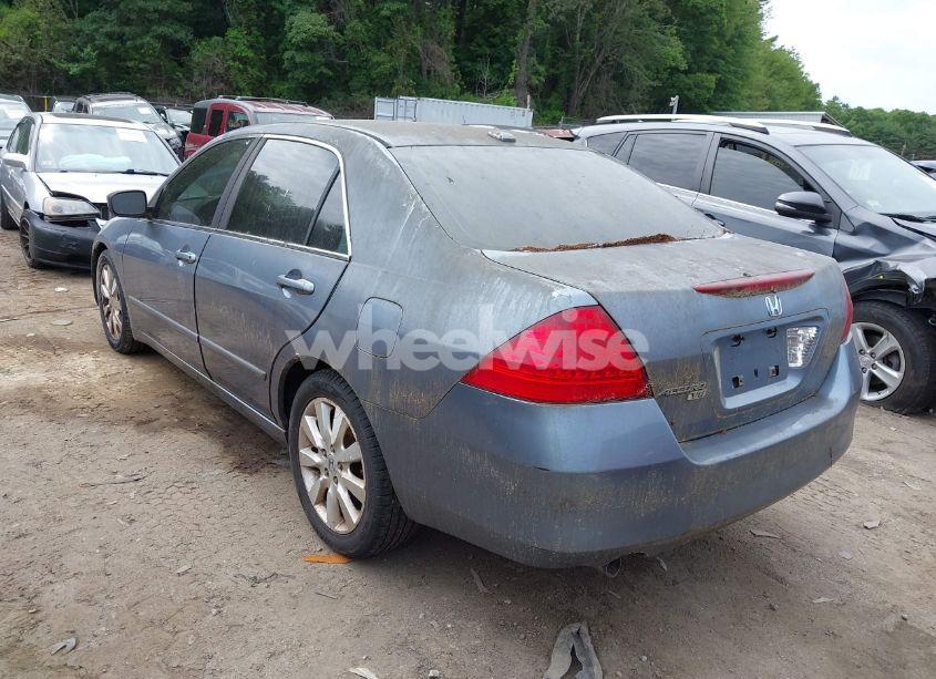 Photo 3 of 2007 Honda Accord 3.0 EX (VIN 1HGCM66567A054545)