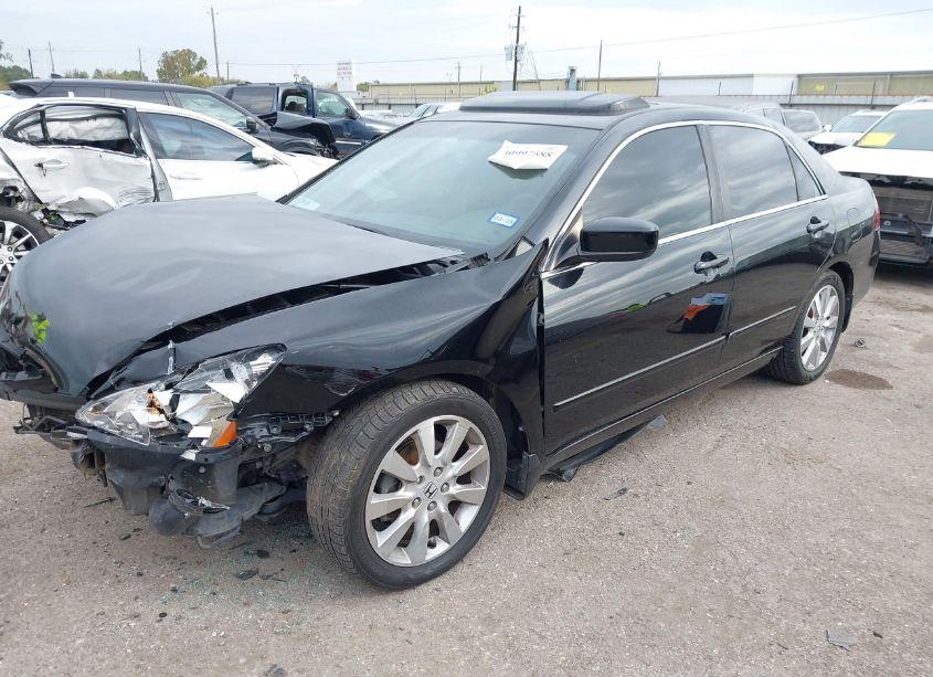 Photo 2 of 2007 Honda Accord 3.0 EX (VIN 1HGCM66567A068803)