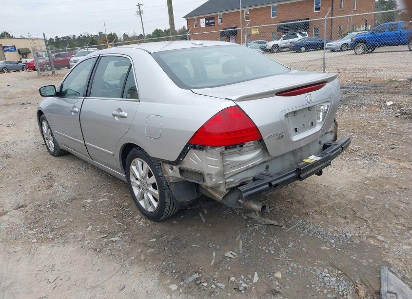 Photo 3 of 2007 Honda Accord 3.0 EX (VIN 1HGCM66567A080322)