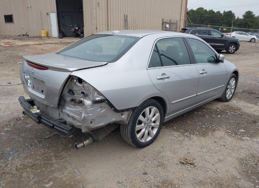Photo 4 of 2007 Honda Accord 3.0 EX (VIN 1HGCM66567A080322)