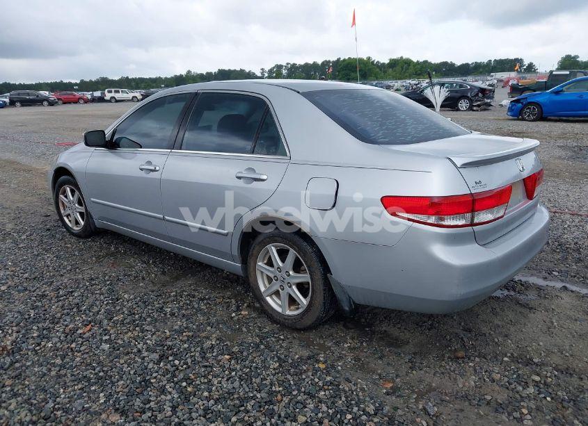 Photo 3 of 2003 Honda Accord 3.0 EX (VIN 1HGCM66573A009771)