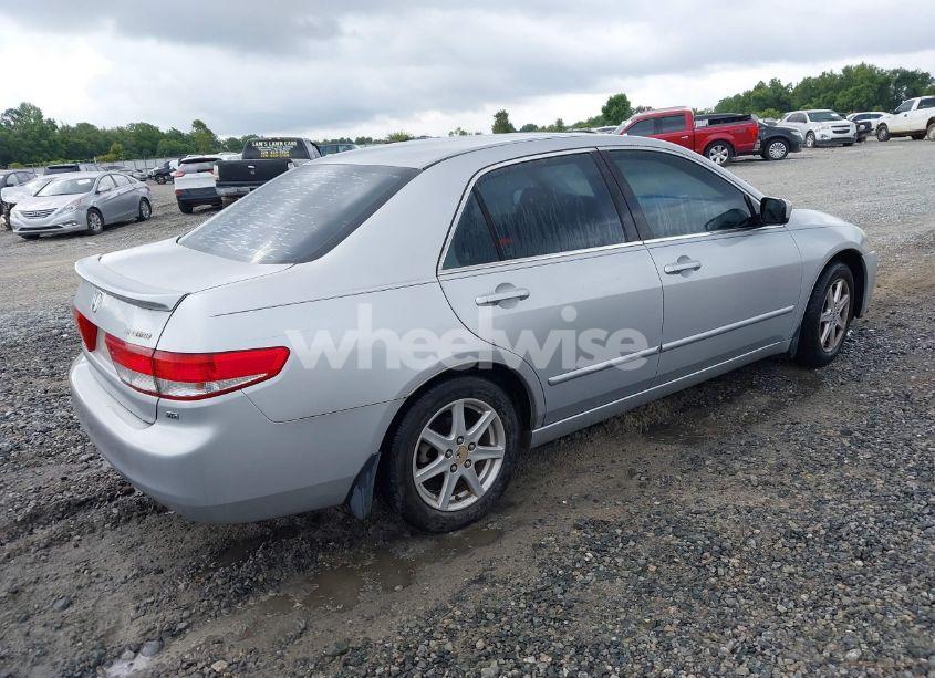 Photo 4 of 2003 Honda Accord 3.0 EX (VIN 1HGCM66573A009771)