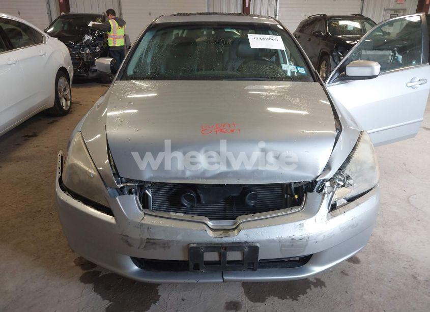 Photo 10 of 2003 Honda Accord 3.0 EX (VIN 1HGCM66573A013268)