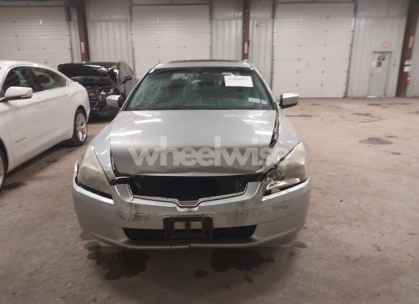 Photo 12 of 2003 Honda Accord 3.0 EX (VIN 1HGCM66573A013268)