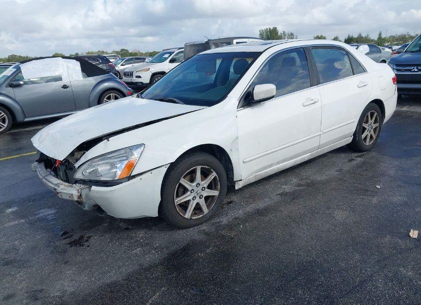 Photo 2 of 2003 Honda Accord 3.0 EX (VIN 1HGCM66573A025758)