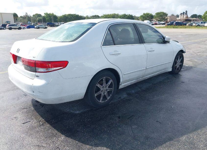 Photo 4 of 2003 Honda Accord 3.0 EX (VIN 1HGCM66573A025758)