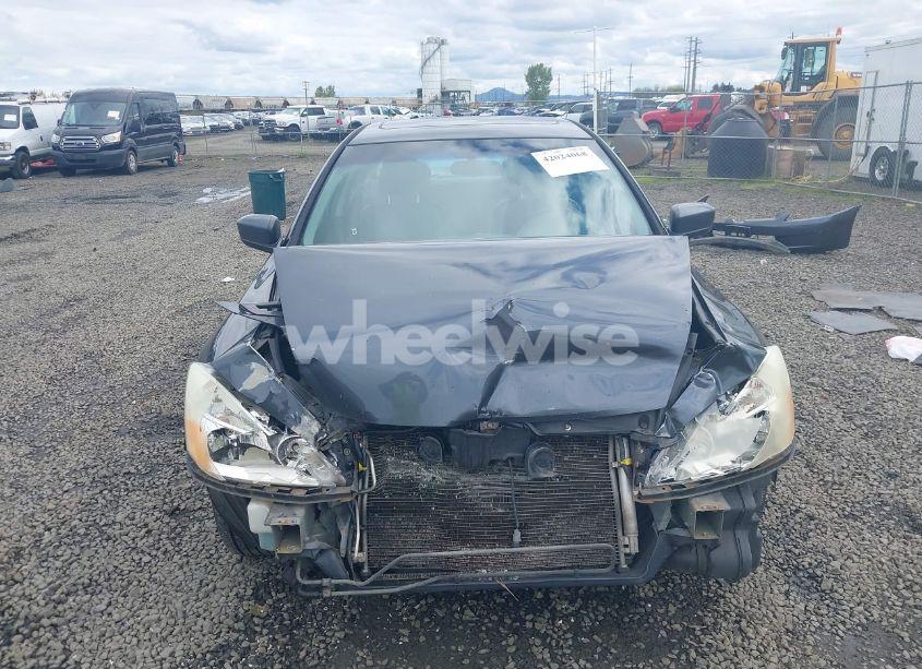 Photo 13 of 2003 Honda Accord 3.0 EX (VIN 1HGCM66573A050448)