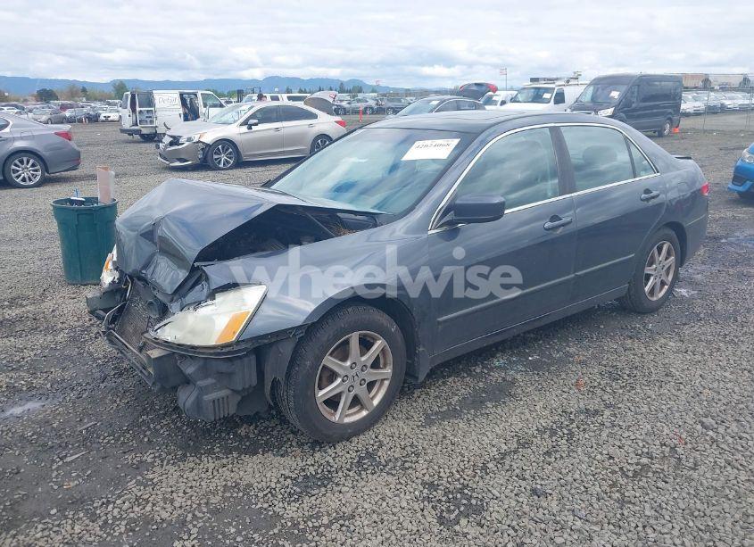 Photo 2 of 2003 Honda Accord 3.0 EX (VIN 1HGCM66573A050448)