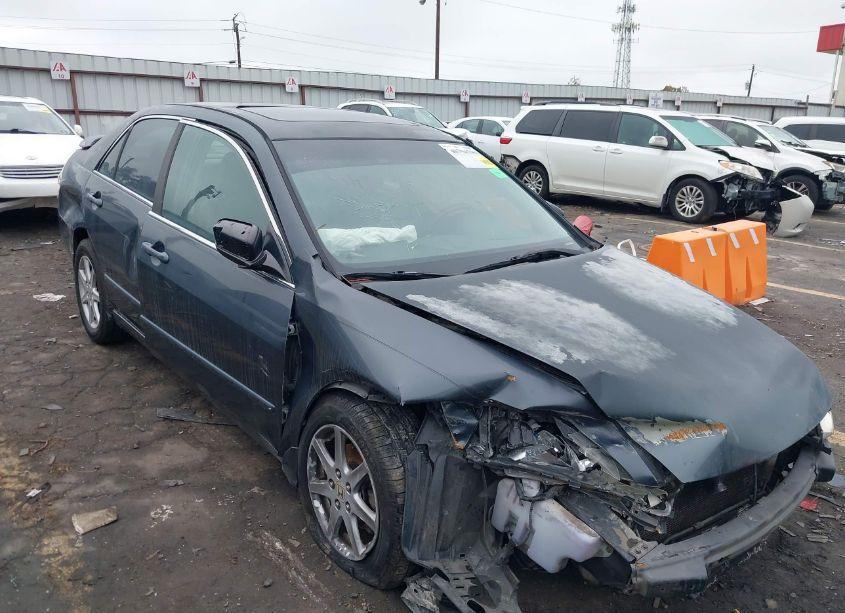 2003 Honda Accord 3.0 EX (VIN 1HGCM66573A076872) main photo