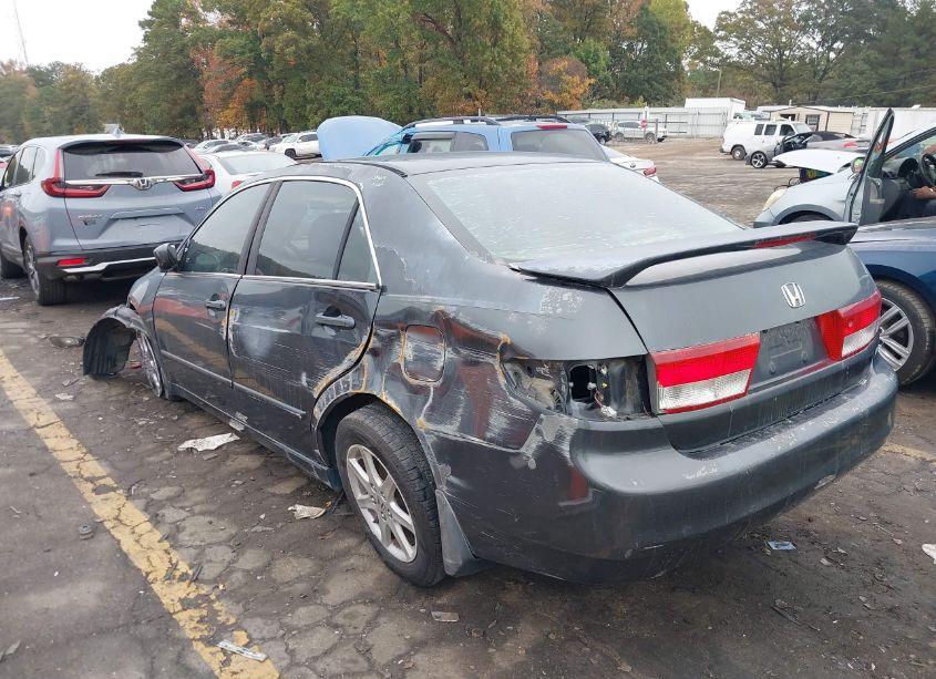 Photo 3 of 2003 Honda Accord 3.0 EX (VIN 1HGCM66573A076872)