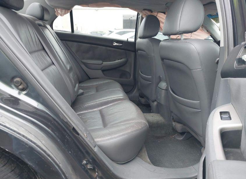 Photo 8 of 2003 Honda Accord 3.0 EX (VIN 1HGCM66573A076872)