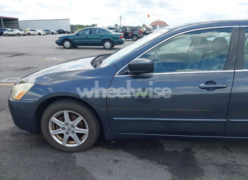 Photo 16 of 2003 Honda Accord 3.0 EX (VIN 1HGCM66573A097124)