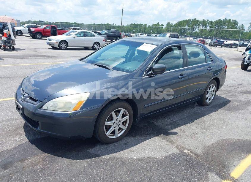 Photo 2 of 2003 Honda Accord 3.0 EX (VIN 1HGCM66573A097124)