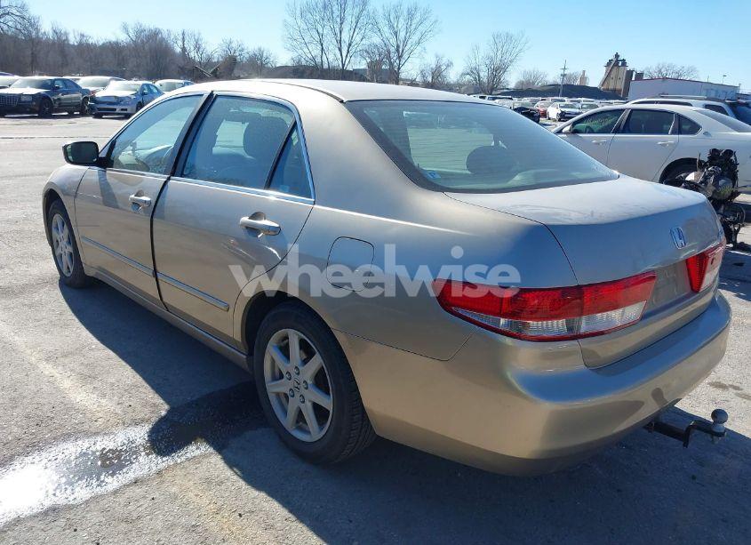 Photo 3 of 2003 Honda Accord 3.0 EX (VIN 1HGCM66573A102810)
