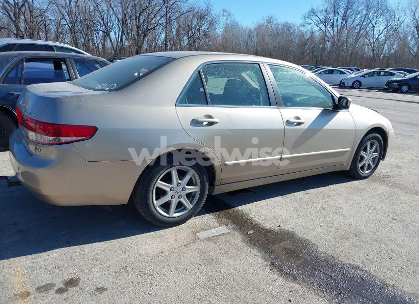 Photo 4 of 2003 Honda Accord 3.0 EX (VIN 1HGCM66573A102810)