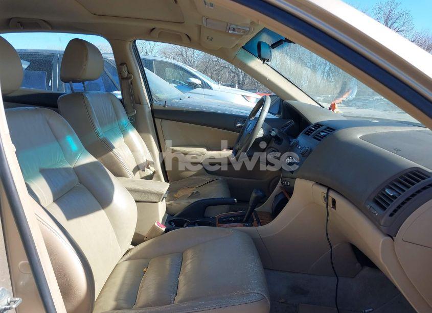 Photo 5 of 2003 Honda Accord 3.0 EX (VIN 1HGCM66573A102810)