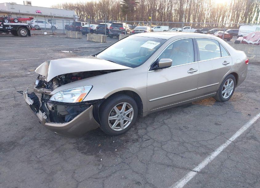 Photo 2 of 2003 Honda Accord 3.0 EX (VIN 1HGCM66573A102855)