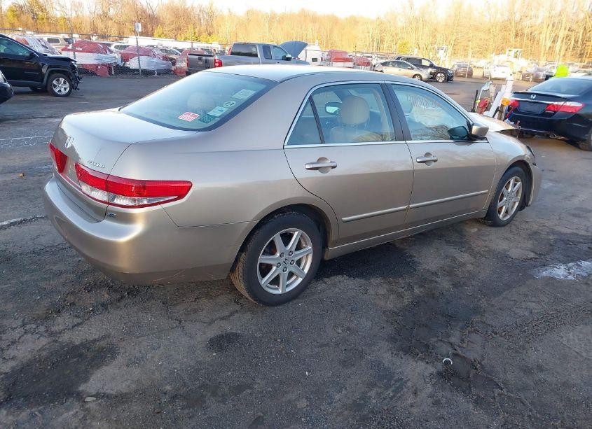 Photo 4 of 2003 Honda Accord 3.0 EX (VIN 1HGCM66573A102855)