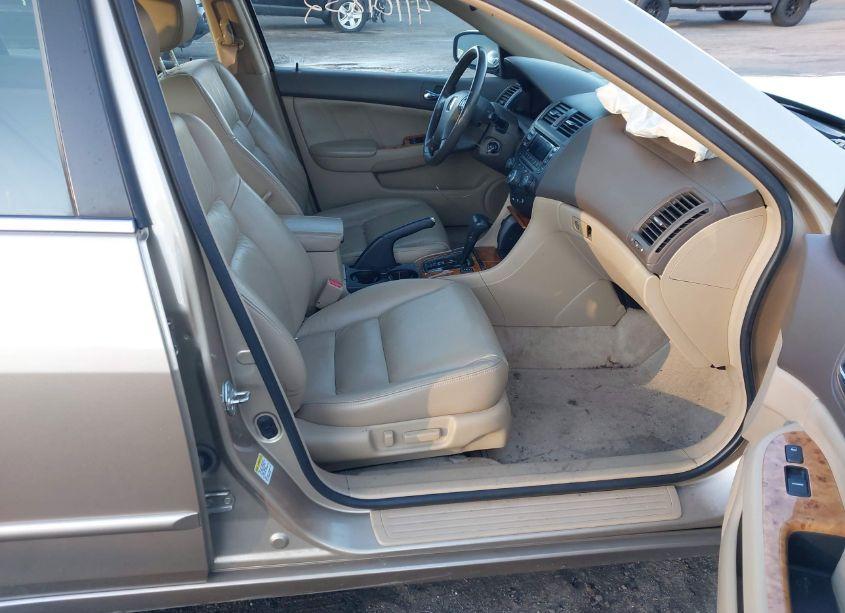 Photo 5 of 2003 Honda Accord 3.0 EX (VIN 1HGCM66573A102855)