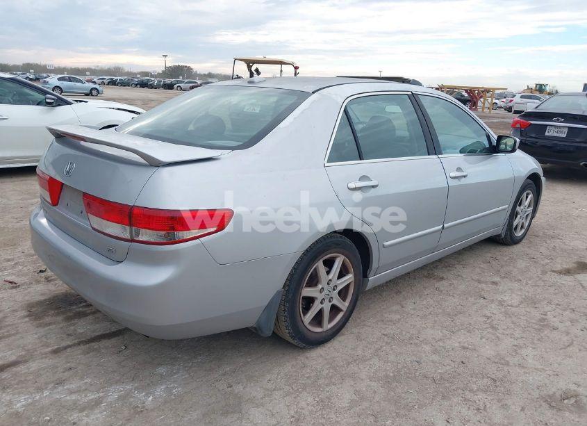 Photo 4 of 2004 Honda Accord 3.0 EX (VIN 1HGCM66574A001266)