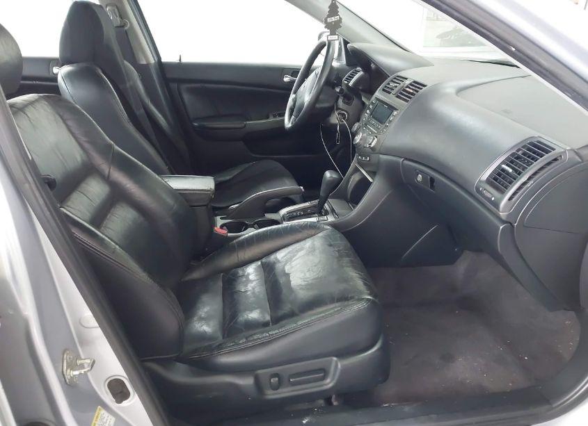 Photo 5 of 2004 Honda Accord 3.0 EX (VIN 1HGCM66574A039239)