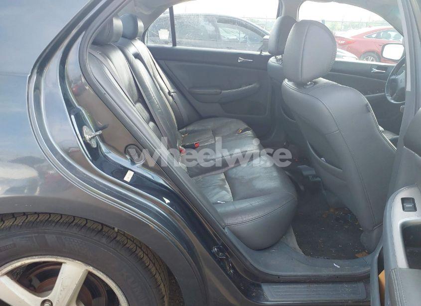 Photo 8 of 2004 Honda Accord 3.0 EX (VIN 1HGCM66574A095309)