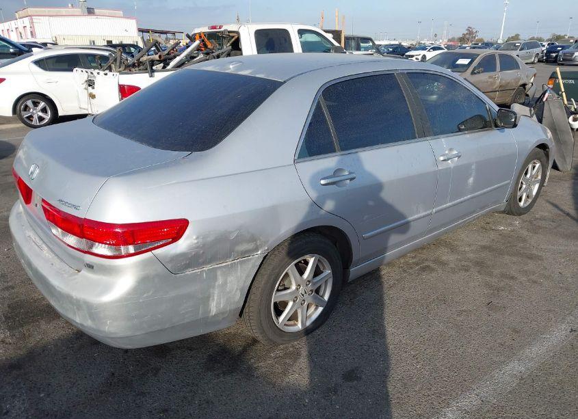 Photo 4 of 2004 Honda Accord 3.0 EX (VIN 1HGCM66574A096136)