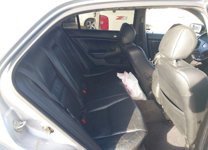 Photo 8 of 2004 Honda Accord 3.0 EX (VIN 1HGCM66574A096136)