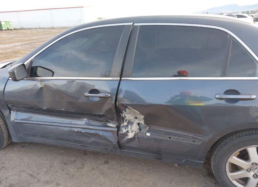 Photo 14 of 2005 Honda Accord 3.0 EX (VIN 1HGCM66575A017856)