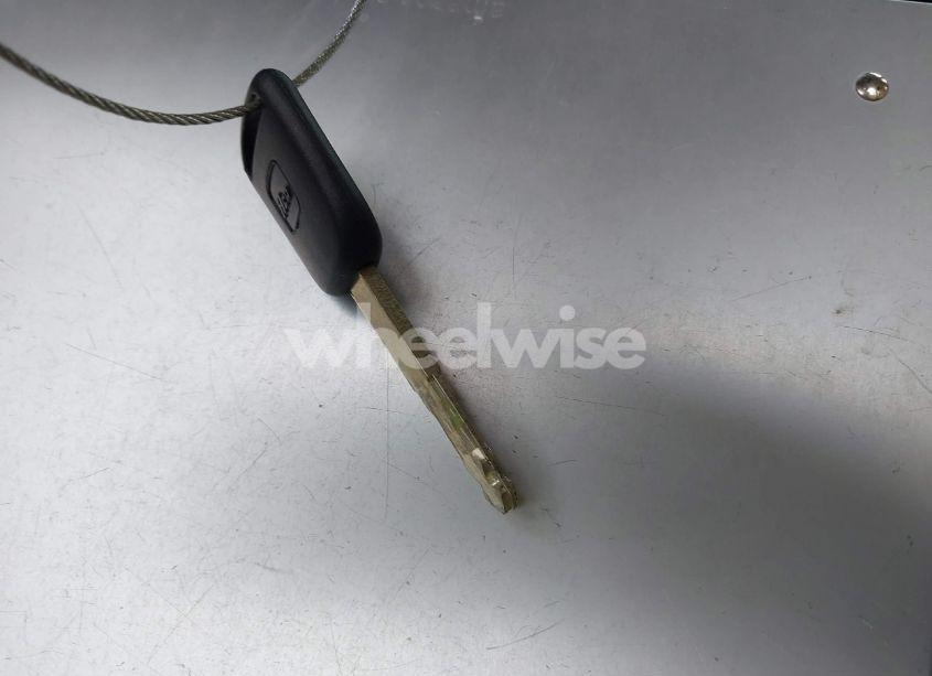 Photo 11 of 2005 Honda Accord 3.0 EX (VIN 1HGCM66575A020210)