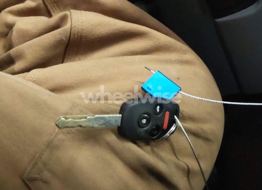 Photo 11 of 2005 Honda Accord 3.0 EX (VIN 1HGCM66575A025696)