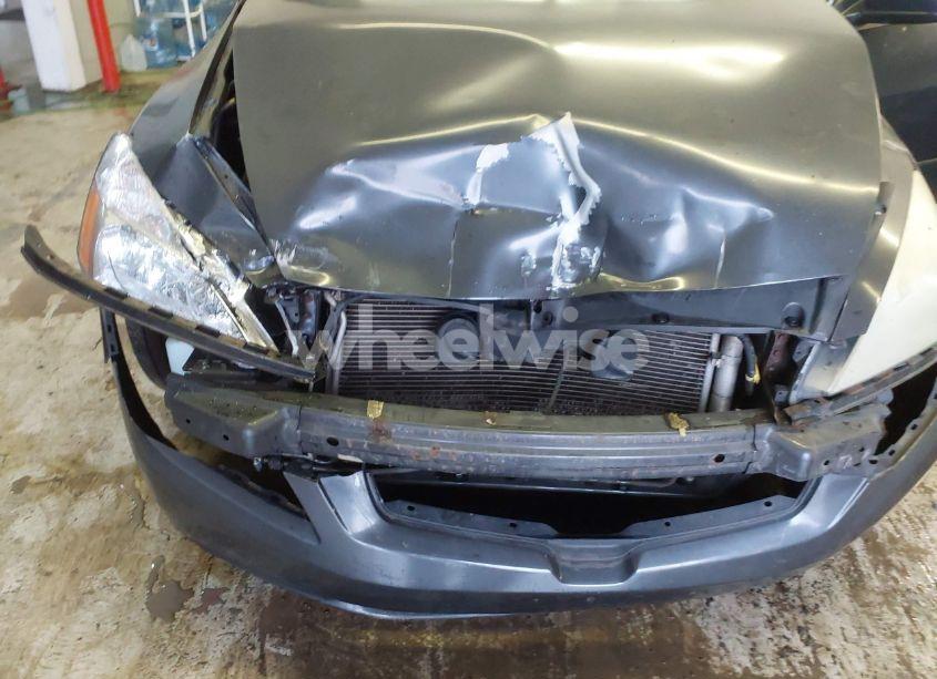 Photo 6 of 2005 Honda Accord 3.0 EX (VIN 1HGCM66575A025696)