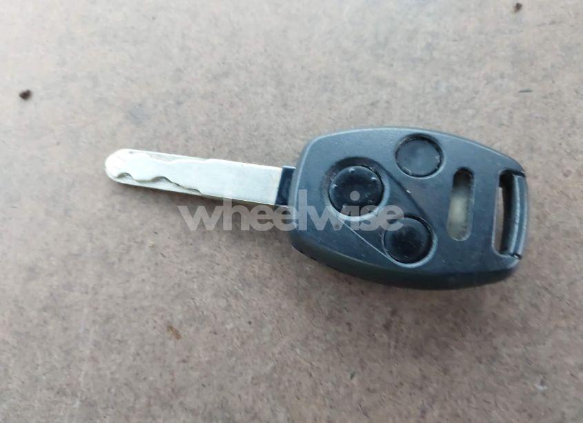 Photo 11 of 2005 Honda Accord 3.0 EX (VIN 1HGCM66575A077068)