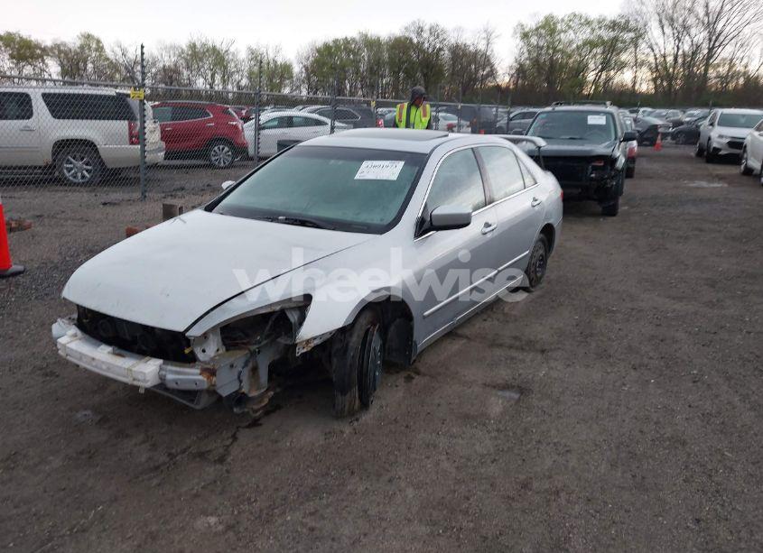 Photo 2 of 2005 Honda Accord 3.0 EX (VIN 1HGCM66575A077068)
