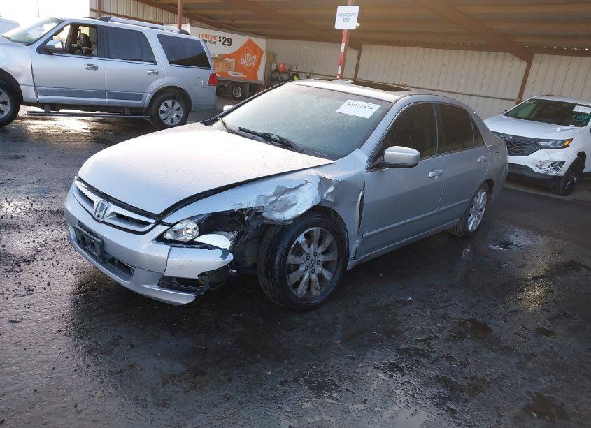 Photo 2 of 2006 Honda Accord 3.0 EX (VIN 1HGCM66576A001089)