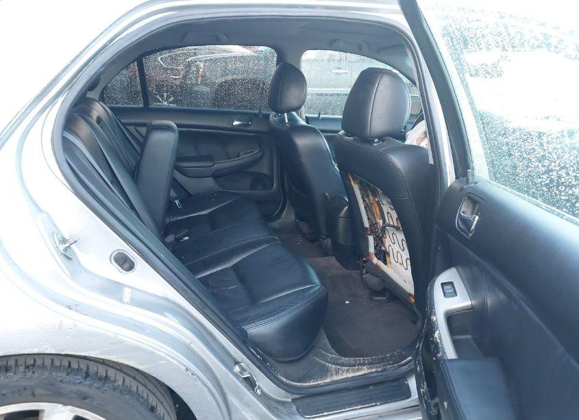 Photo 8 of 2006 Honda Accord 3.0 EX (VIN 1HGCM66576A001089)