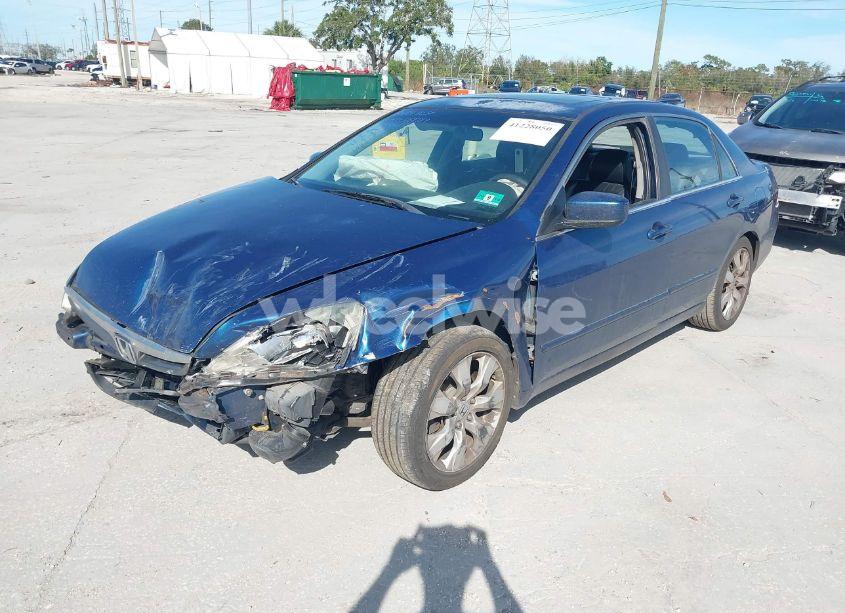 Photo 2 of 2006 Honda Accord 3.0 EX (VIN 1HGCM66576A002761)