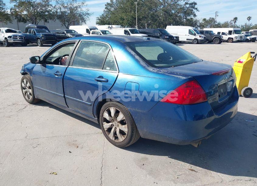 Photo 3 of 2006 Honda Accord 3.0 EX (VIN 1HGCM66576A002761)