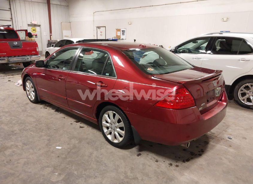 Photo 3 of 2006 Honda Accord 3.0 EX (VIN 1HGCM66576A018782)