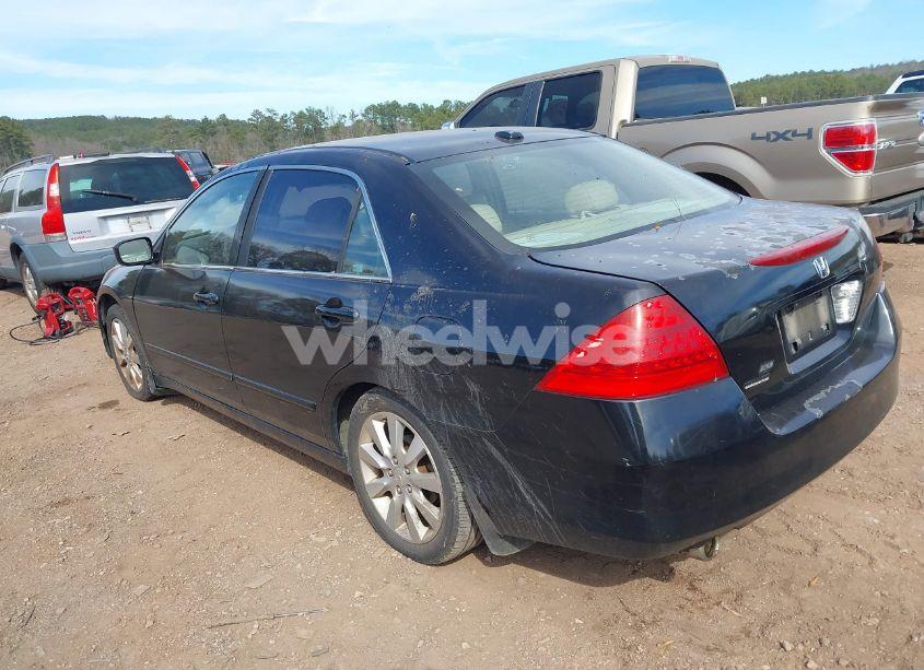 Photo 3 of 2006 Honda Accord 3.0 EX (VIN 1HGCM66576A025926)