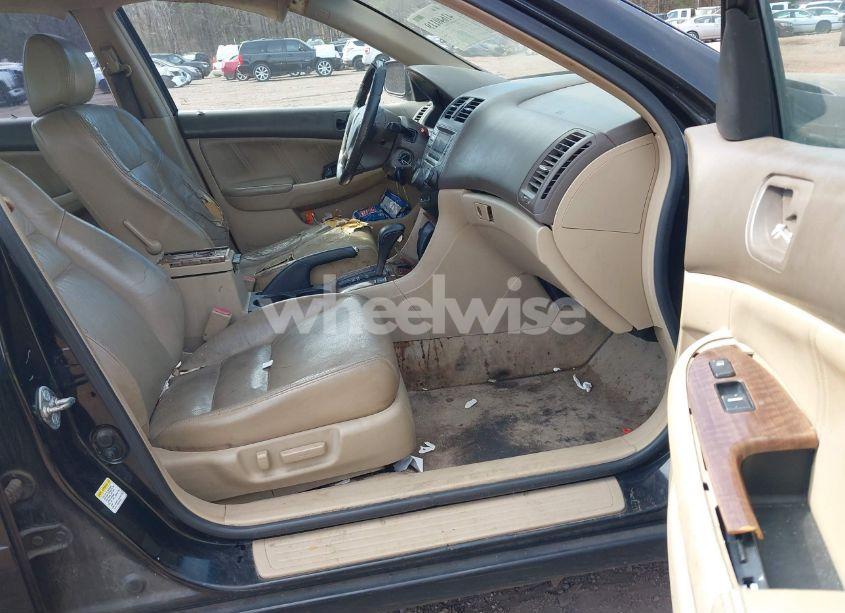 Photo 5 of 2006 Honda Accord 3.0 EX (VIN 1HGCM66576A025926)