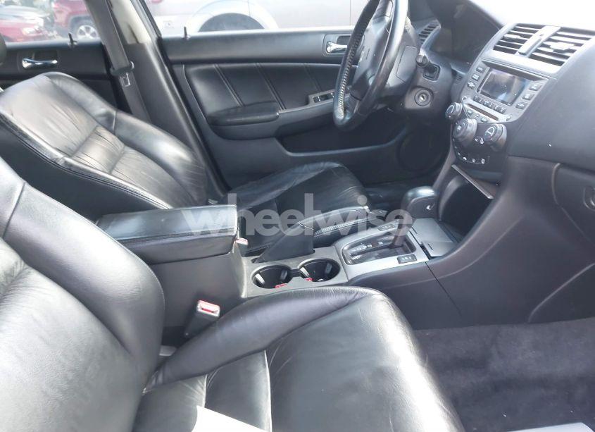 Photo 5 of 2006 Honda Accord 3.0 EX (VIN 1HGCM66576A032195)