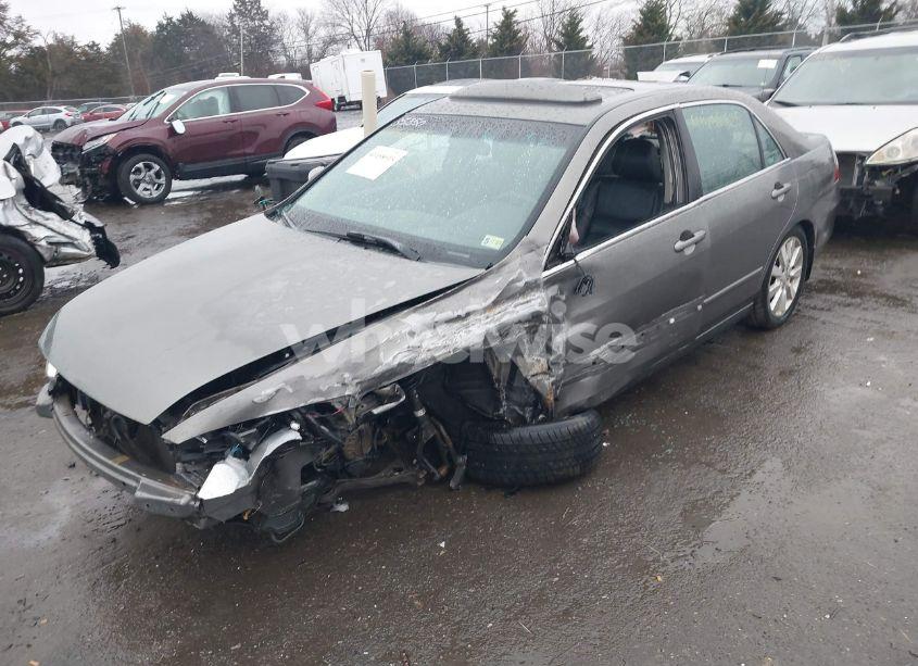 Photo 2 of 2006 Honda Accord 3.0 EX (VIN 1HGCM66576A072521)