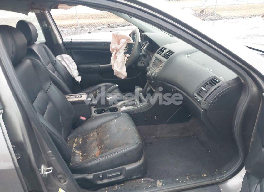 Photo 5 of 2006 Honda Accord 3.0 EX (VIN 1HGCM66576A072521)