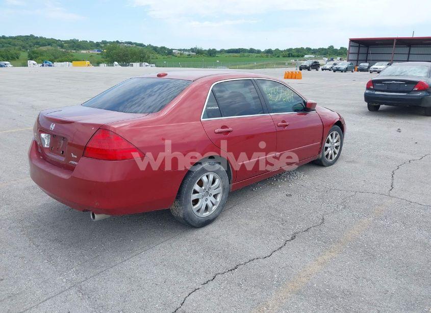 Photo 4 of 2007 Honda Accord 3.0 EX (VIN 1HGCM66577A002700)