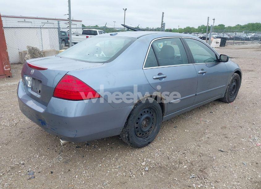 Photo 4 of 2007 Honda Accord 3.0 EX (VIN 1HGCM66577A064940)